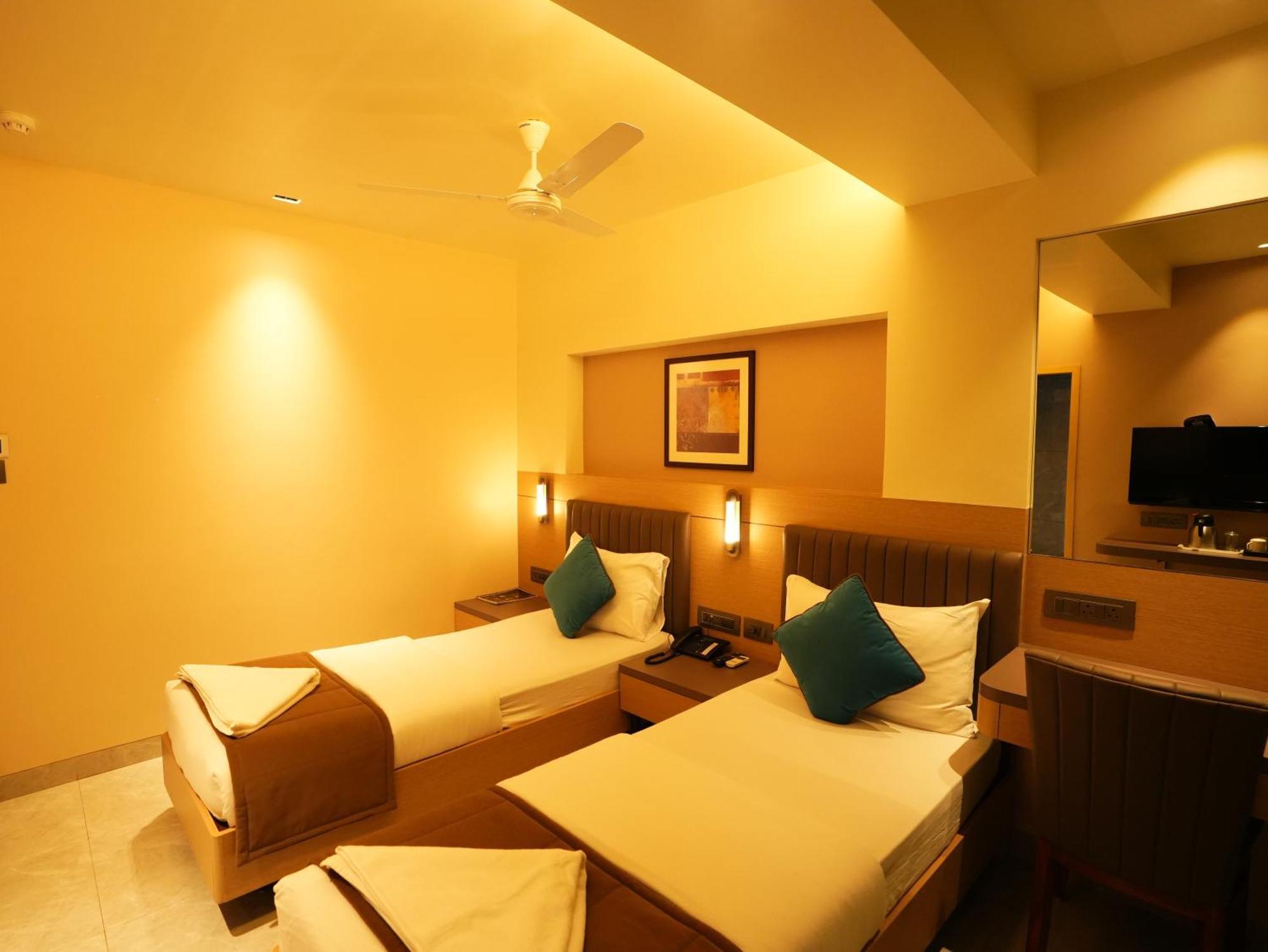 Rama Krishna Hotel, Mumbai